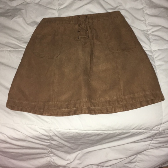 Hollister Suede Skirt - Picture 1 of 3